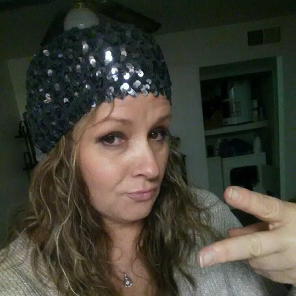 Meet your Posher, Konnie